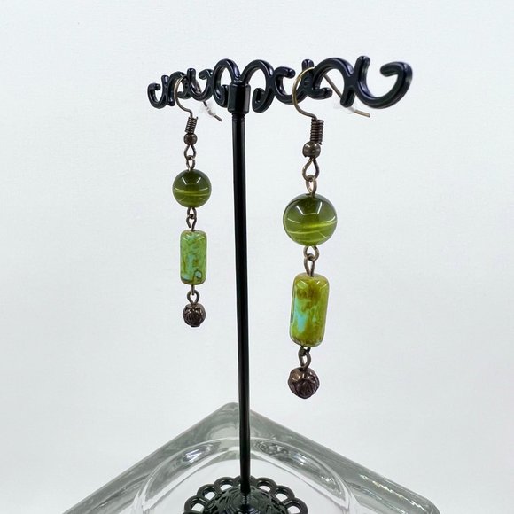 New / Hand Crafted - Green Cats Eye Glass Beaded Brass Tone Drop Earrings - Picture 3 of 6